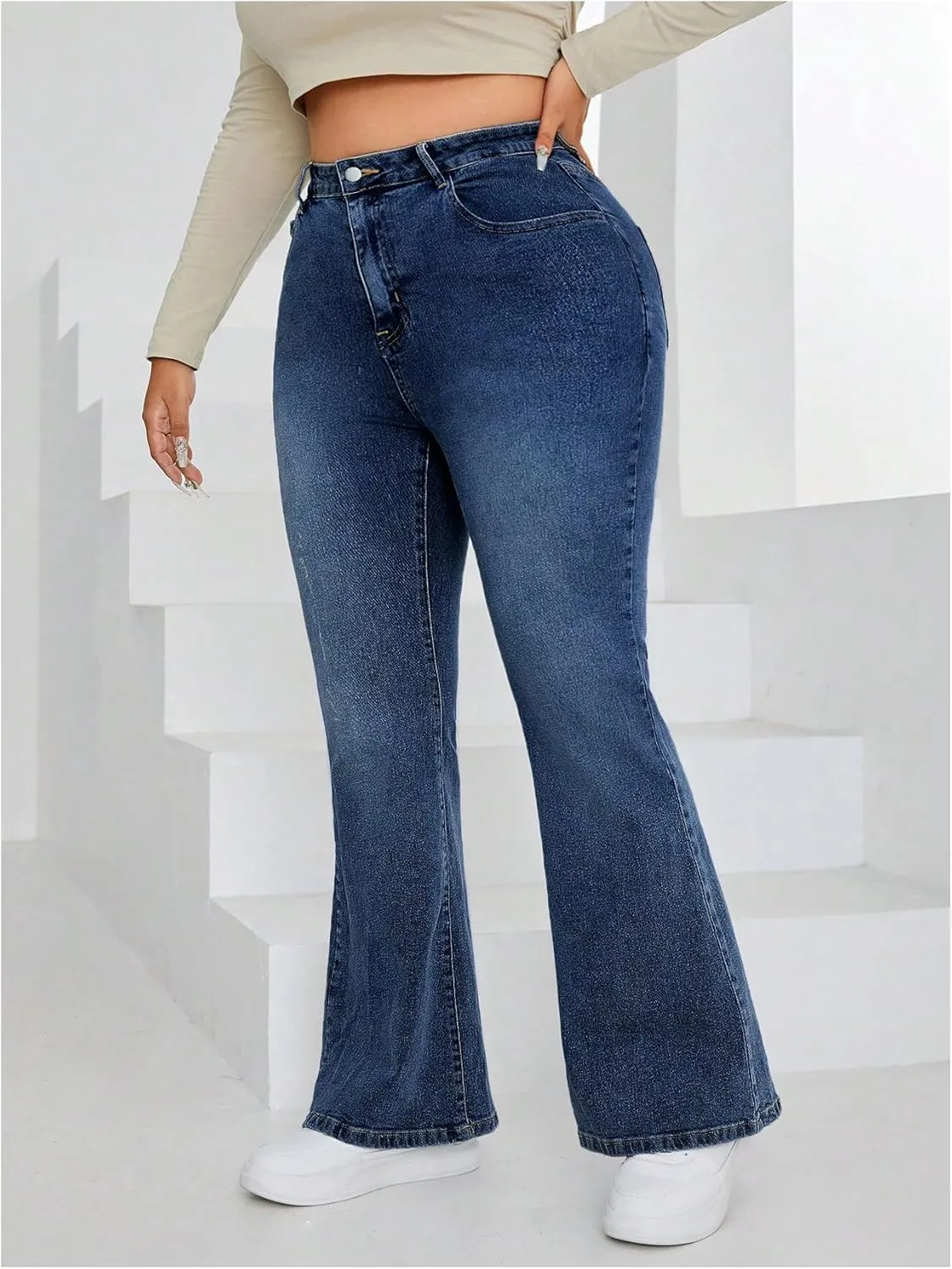 MakeMeChic Women's Plus Size Flare Jeans Bell Bottom Flare Long Denim Pants Y2K Trousers with Pocket