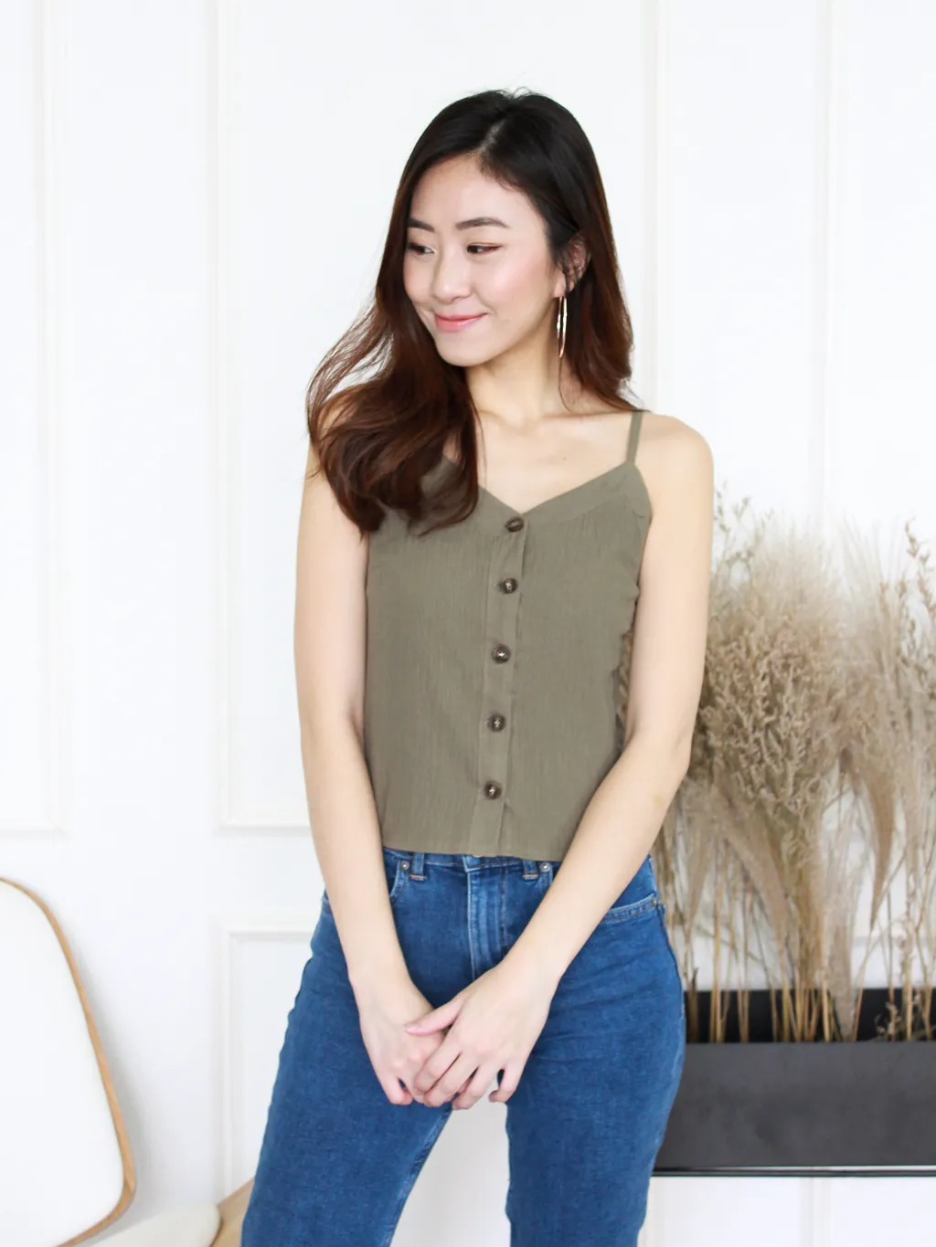 Mizuki Linen Button-Down Top in Olive