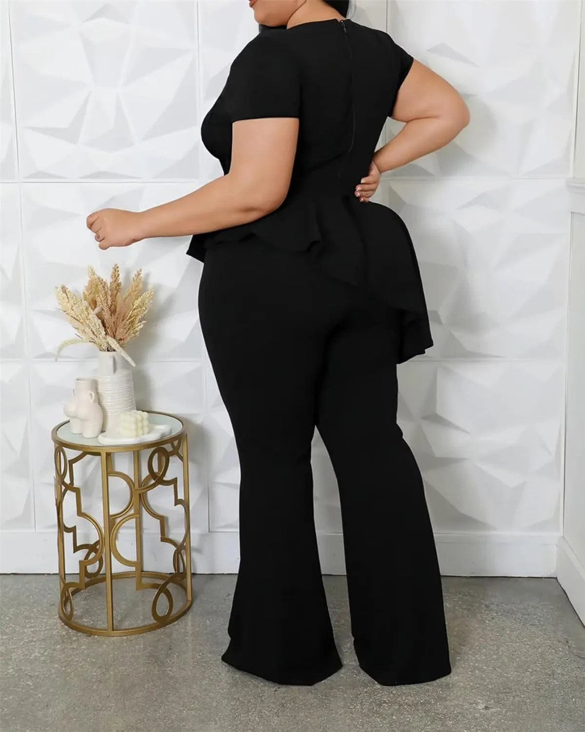 Plus Size 2 Piece Sets for Curvy Women Short Sleeve Pleated Top Wide Leg Pants Sets Pockets Business Pantsuits
